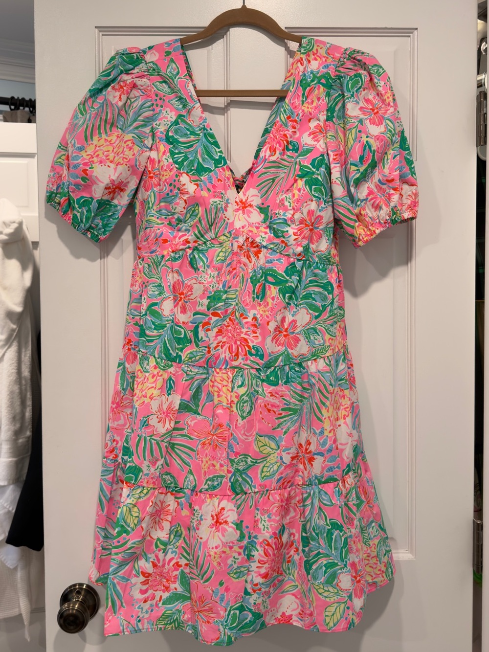 Lilly Pulitzer Pink Tropical Floral V-Neck Puff Sleeve Dress